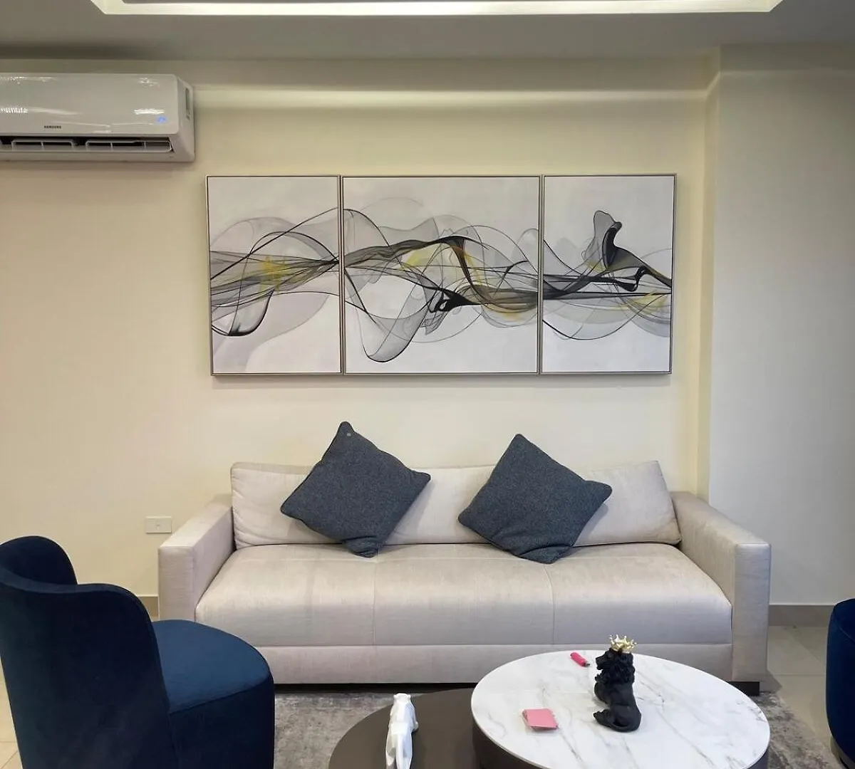グアヤキルDepartamento Con Vista Panoramica, Parqueo, Piscinaアパートメント エクアドル