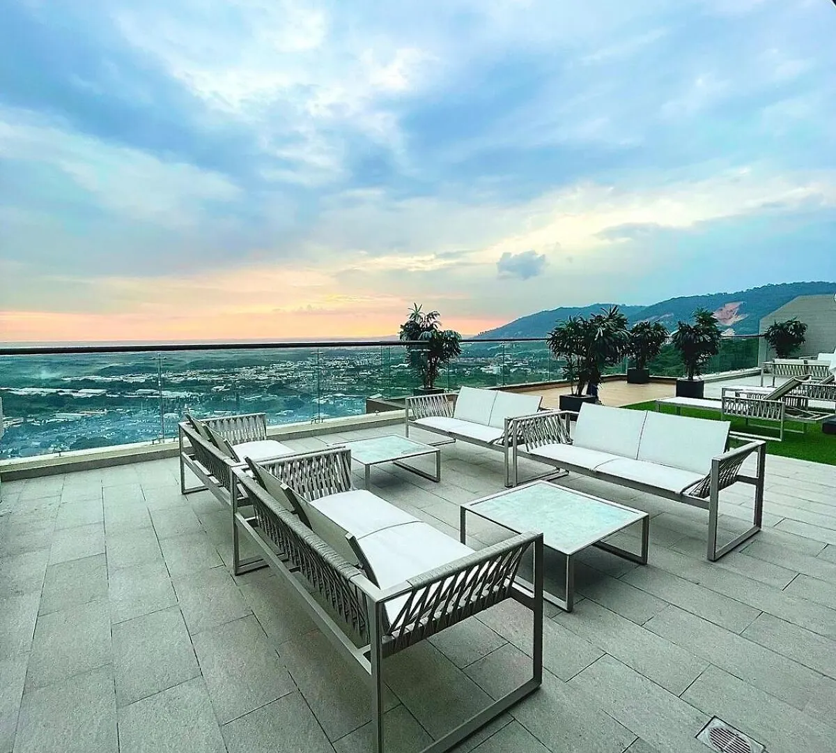 アパート グアヤキルDepartamento Con Vista Panoramica, Parqueo, Piscinaアパートメント エクアドル